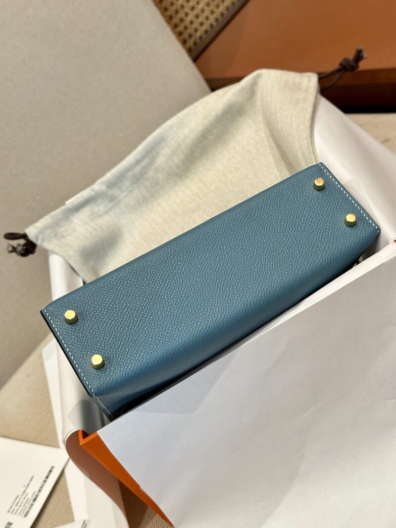 Hermès Mini Kelly 19 Epsom New Blue Jean Gold Hardware - Image 10