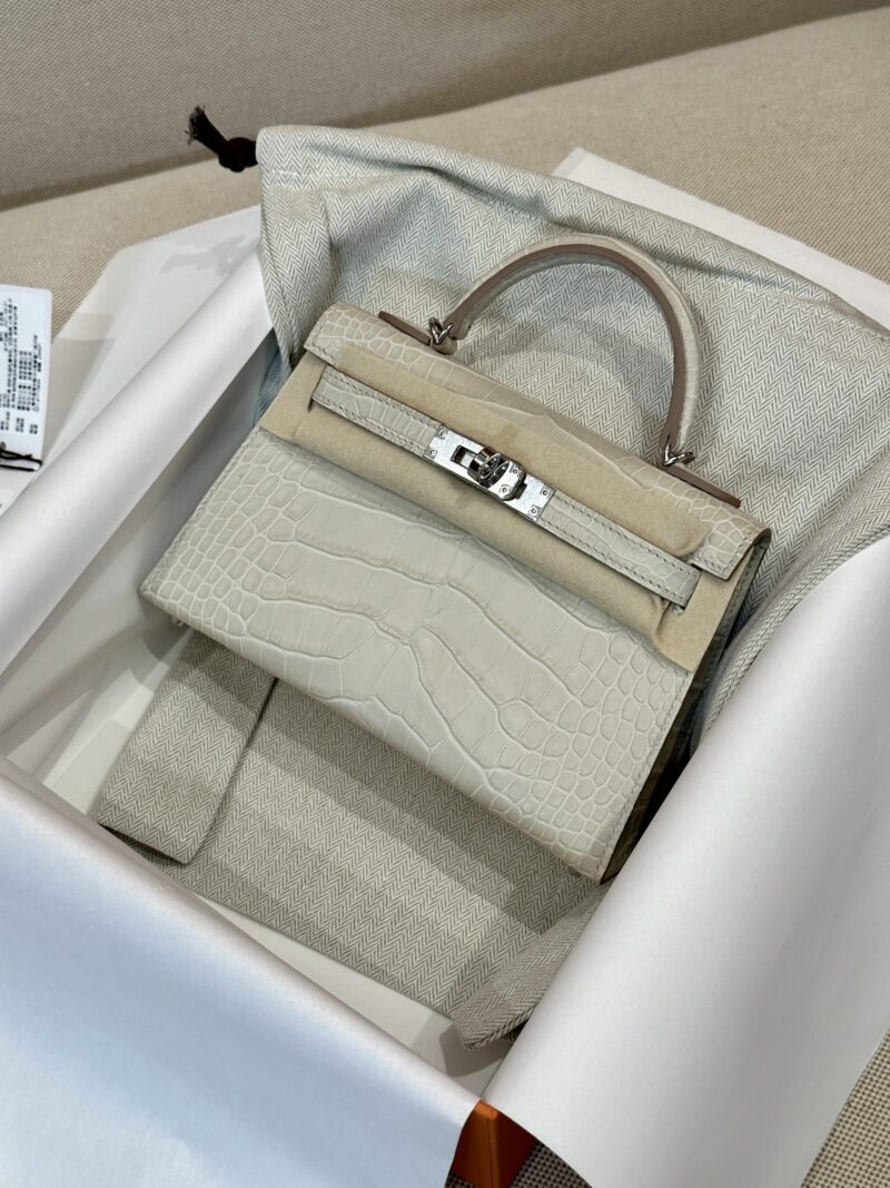 Hermès Mini Kelly 19 Matte Crocodile Beton Silver Hardware