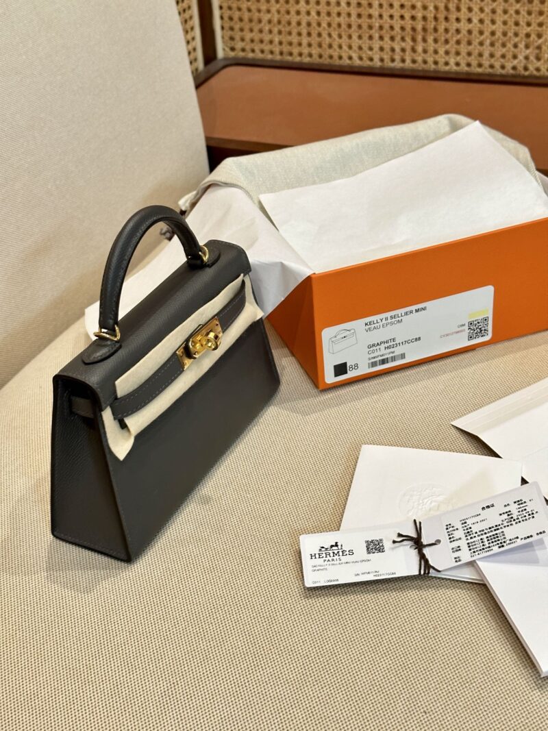 Hermès Mini Kelly Epsom Graphite Gold Hardware - Image 2