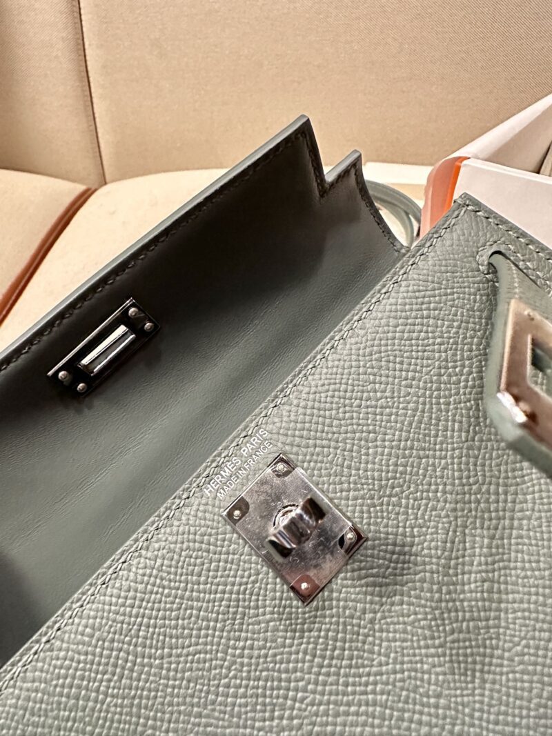 Hermès Mini Kelly Epsom Vert Amande Silver Hardware - Image 5