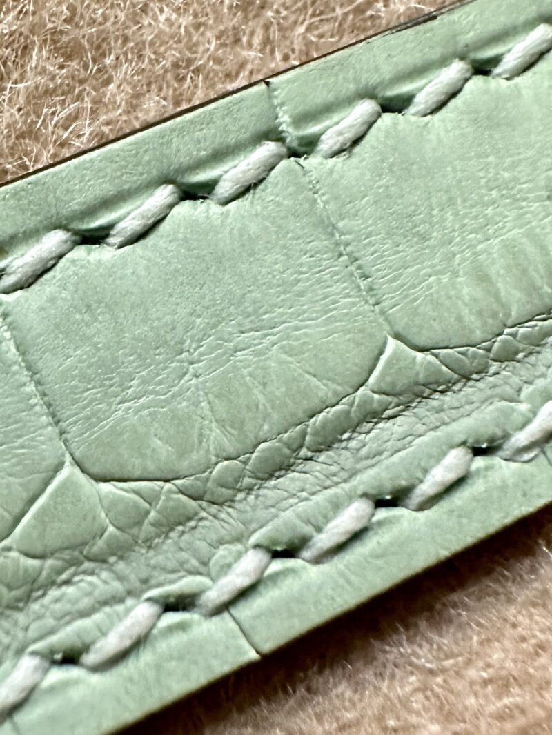 Hermès Mini Kelly Matte Alligator Vert D'eau Gold Hardware - Image 12