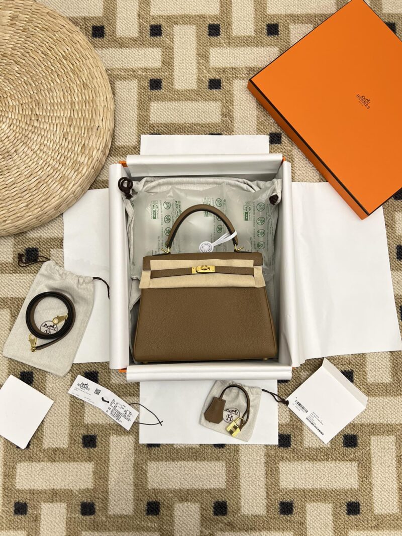 Hermès Kelly 25 Togo Alezan Gold Hardware - Image 2