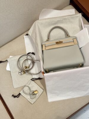 Hermès Kelly 25 Togo Gris Pearl Gold Hardware