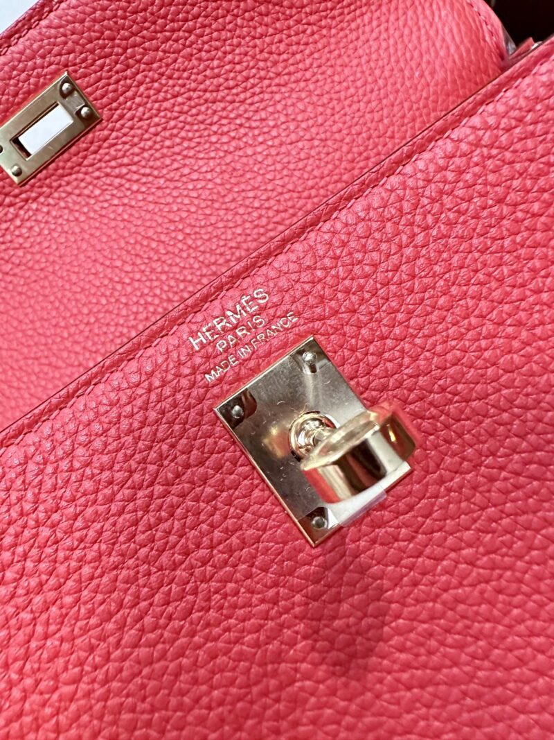 Hermès Kelly 25 Togo Rouge Coeur Gold Hardware - Image 8