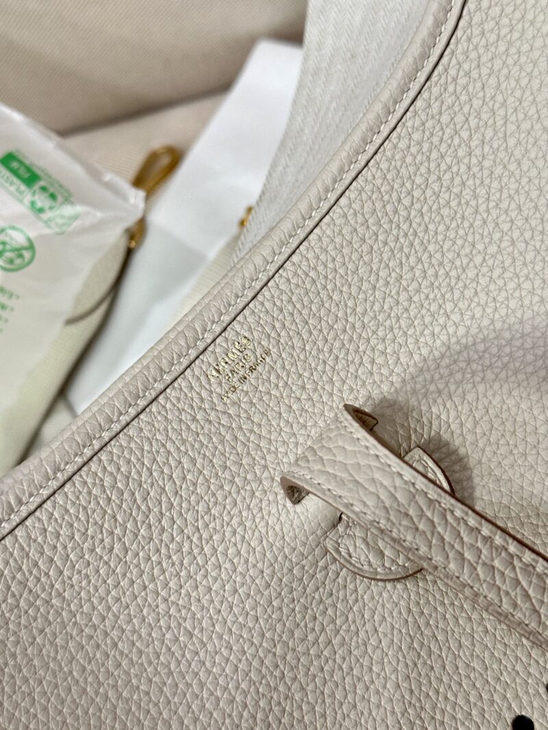 Hermès Evelyne 29 Taurillon Clemence Craie Silver Hardware - Image 5