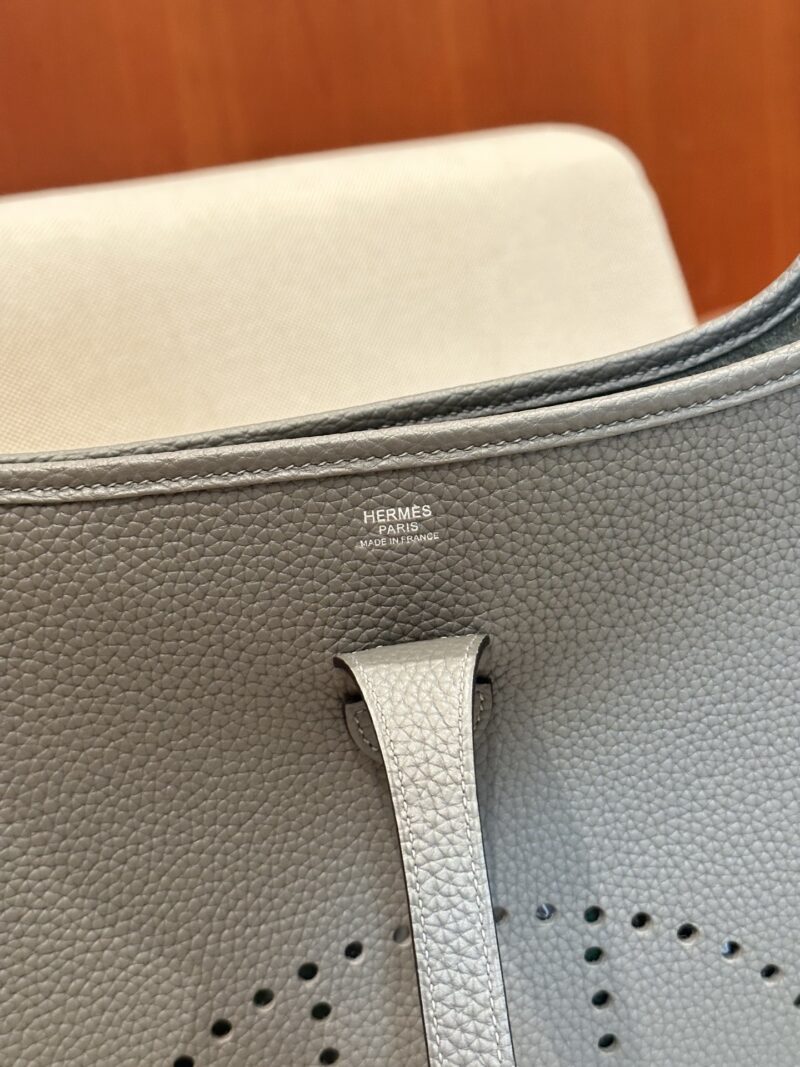 Hermès Evelyne 29 Taurillon Clemence Gris Meyer Silver Hardware - Image 3