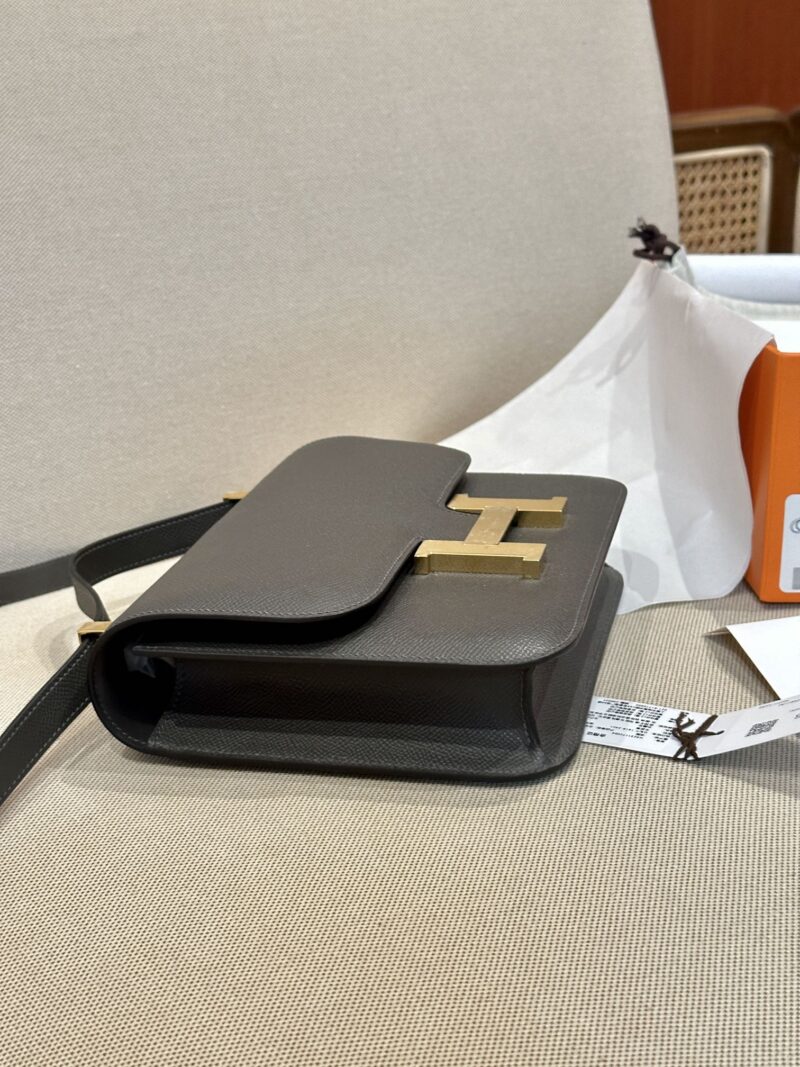 Hermès Constance 24 Gris Graphite, Gold Epsom Gold Hardware - Image 5