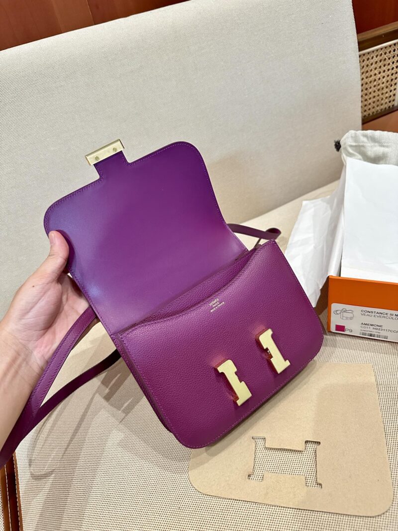 Hermès Constance 18 Anemone, Gold Evercolor Gold Hardware - Image 3