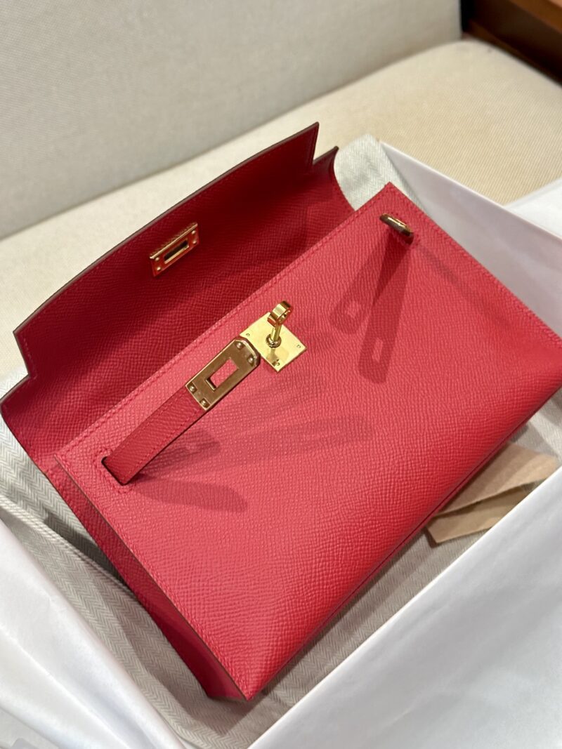 Hermès Kelly Pochette Rouge Casaque, Gold Epsom Gold Hardware