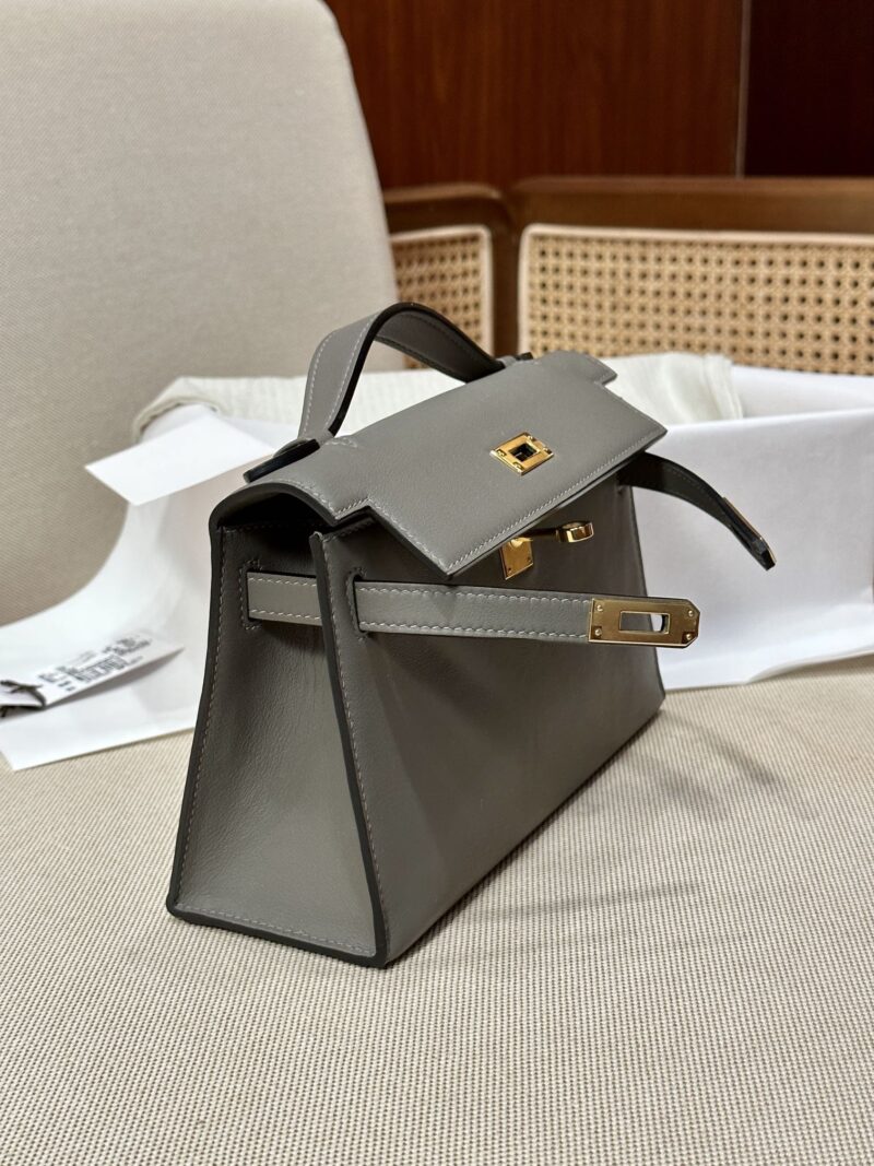 Hermès Kelly Pochette Etain Swift Gold Hardware