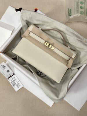 Hermès Kelly Pochette Craie Swift Gold Hardware