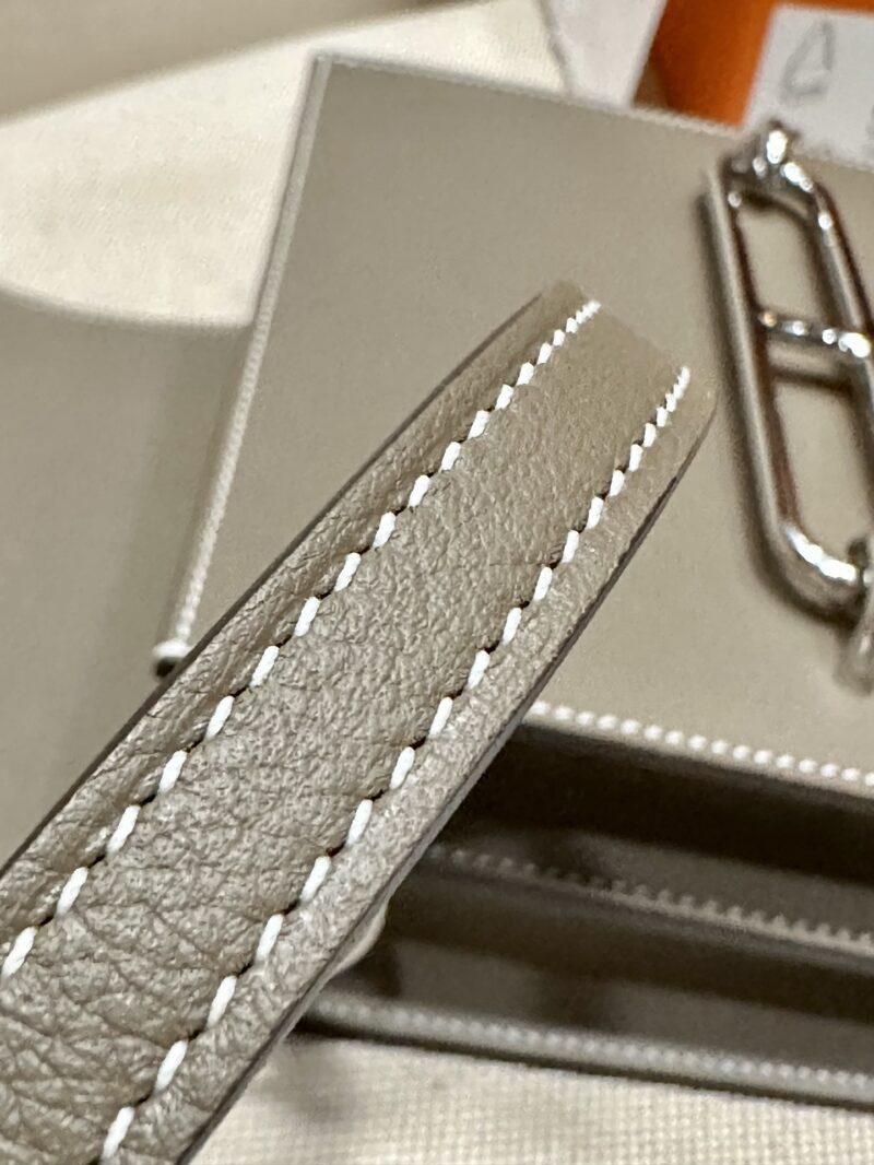 Hermès Roulis 18 Evercolor Silver Silver Hardware - Image 7