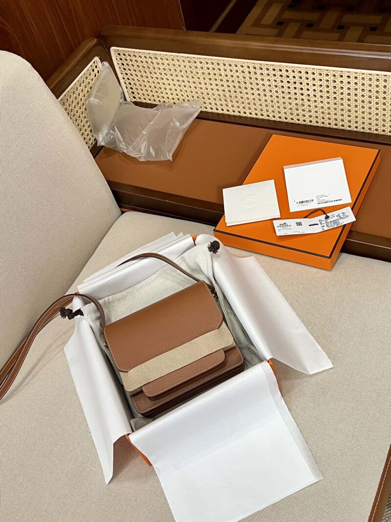 Hermès Roulis 19 Evercolor Gold Gold Hardware - Image 2