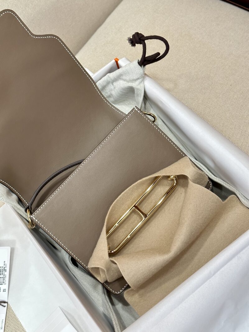 Hermès Roulis 19 Swift Etoupe Gold Hardware - Image 6