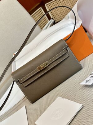 Hermès Kelly To Go Epsom Etoupe Gold Hardware