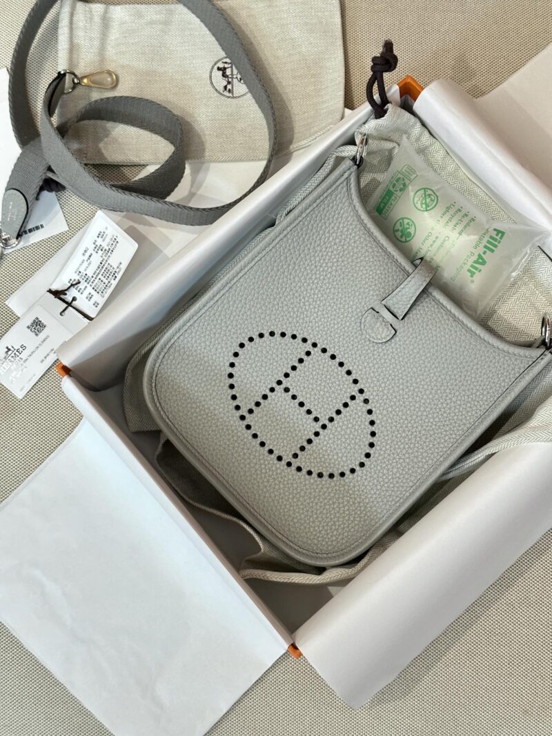 Hermès Mini Evelyne 16 Clemence Blue de Prusse Silver Hardware