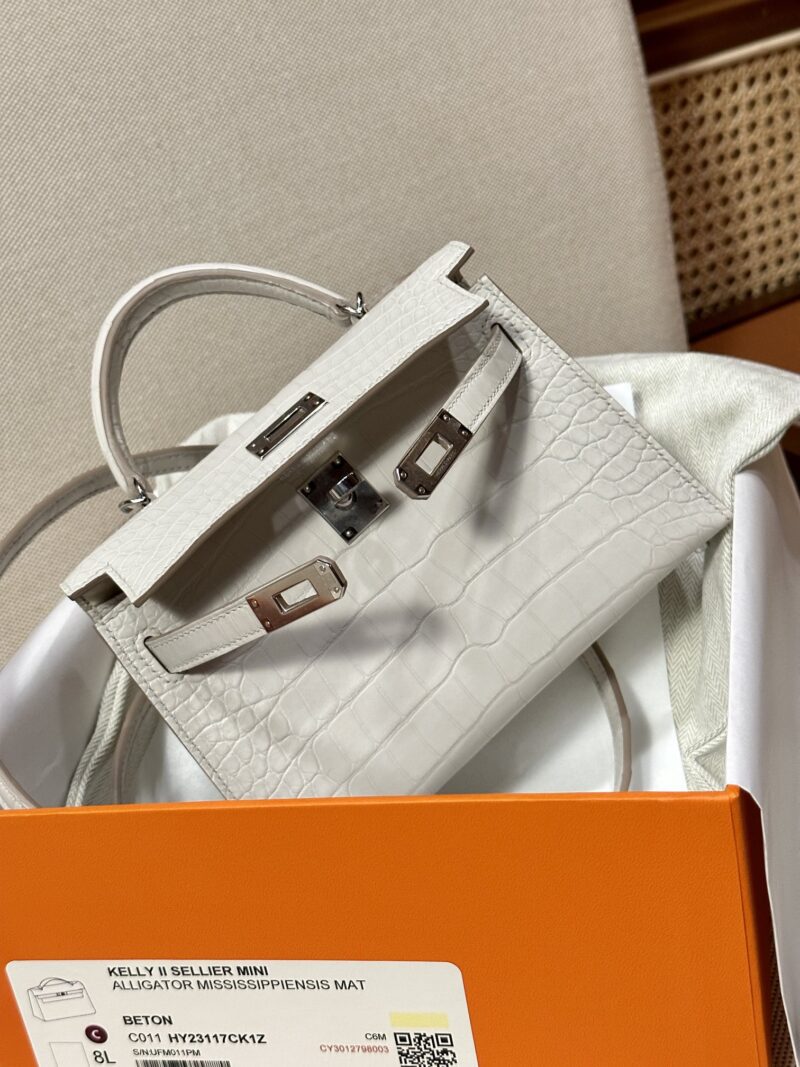 Hermès Mini Kelly Matte Alligator Beton Silver Hardware - Image 7