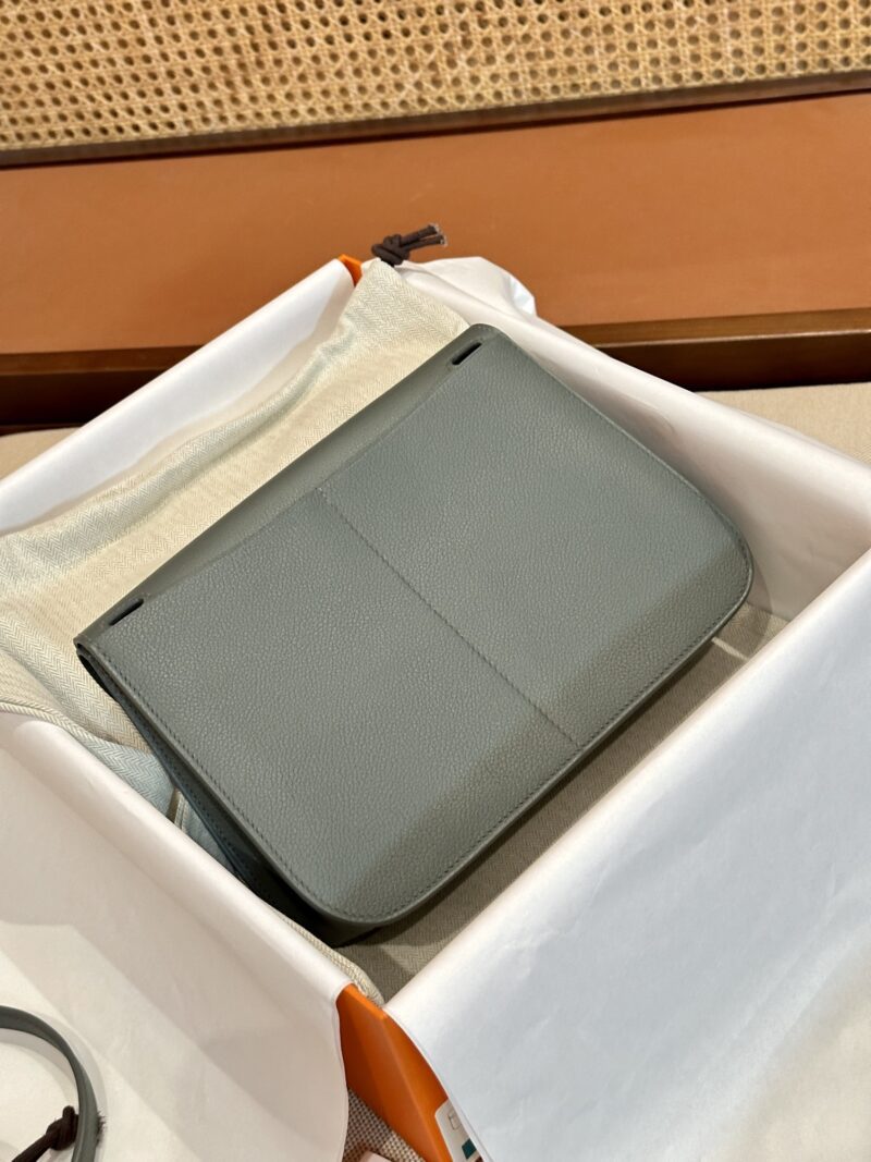 Hermès Halzan 25 Evercolor Vert Amande Gold Hardware - Image 8