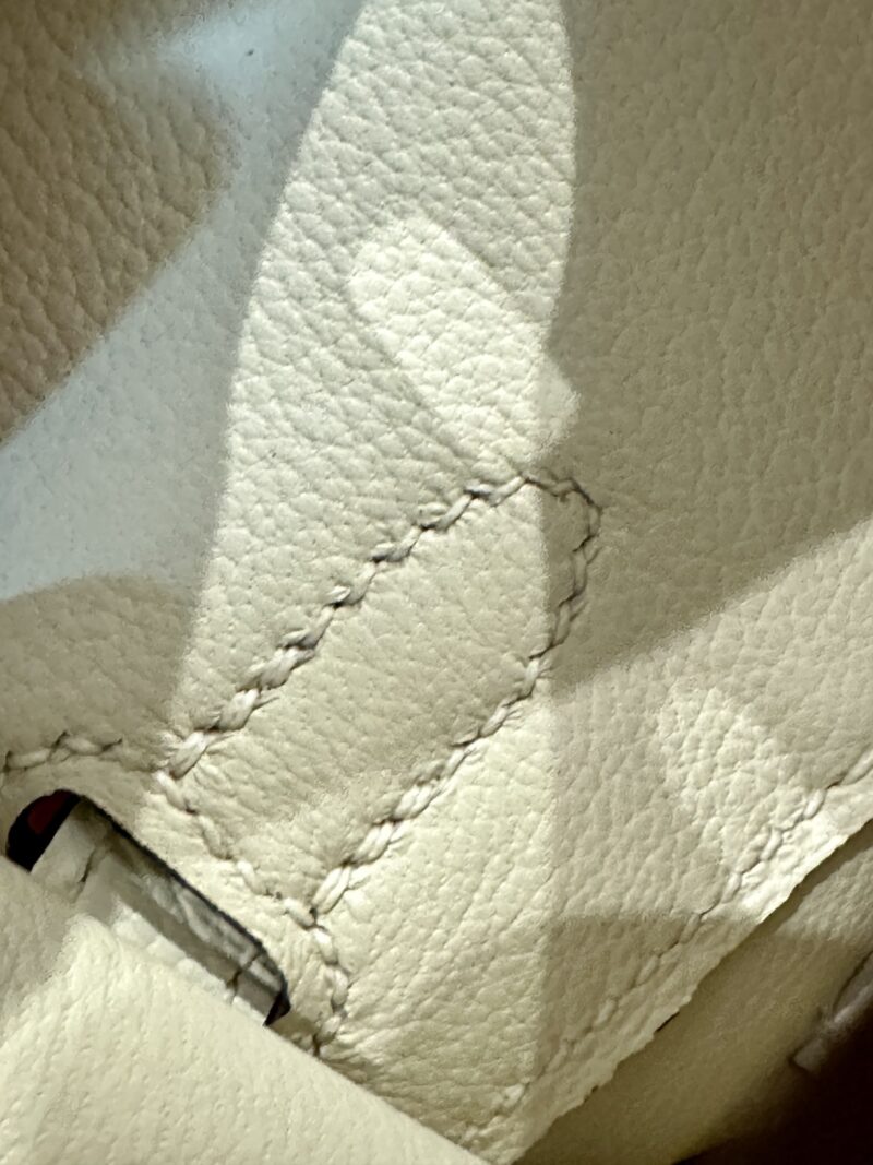 Hermès Halzan 25 Evercolor Vert Amande Gold Hardware - Image 17