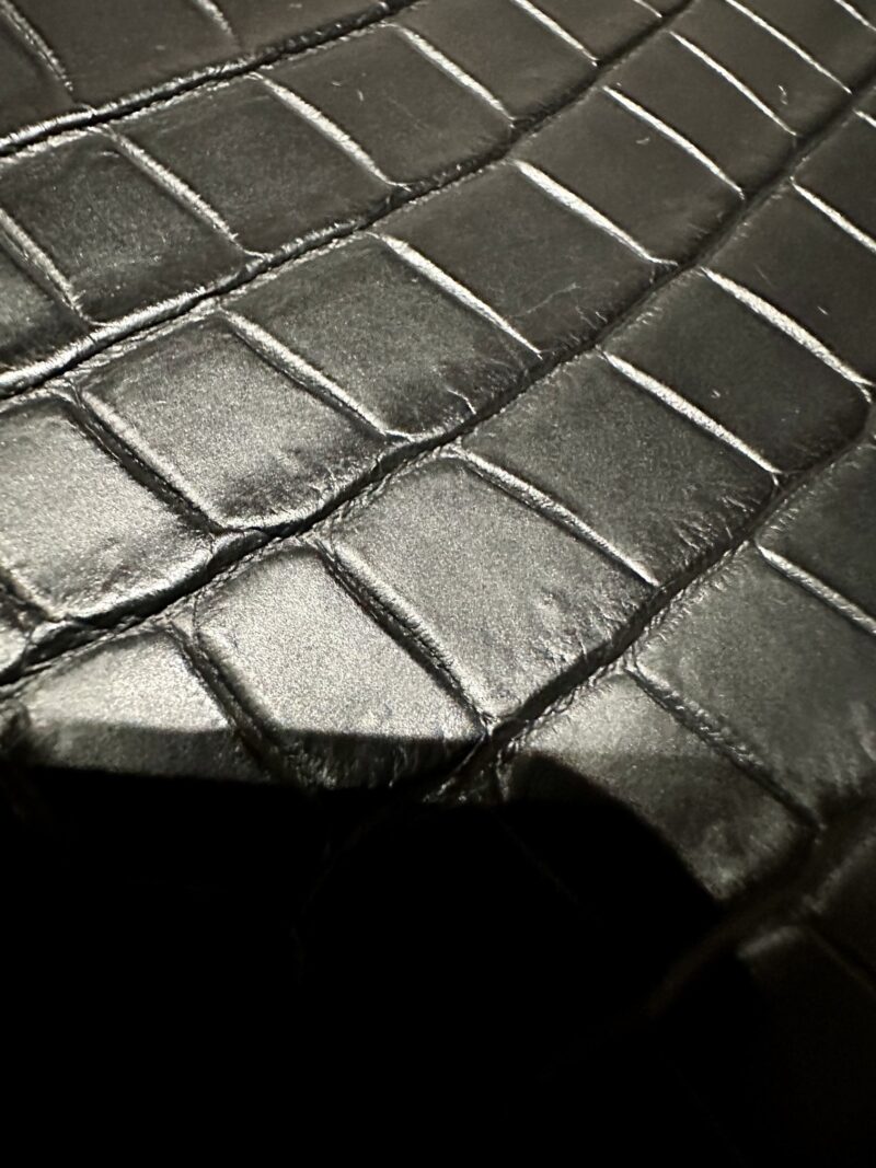 Hermès Birkin 25 Noir Matte Alligator Palladium Hardware - Image 13