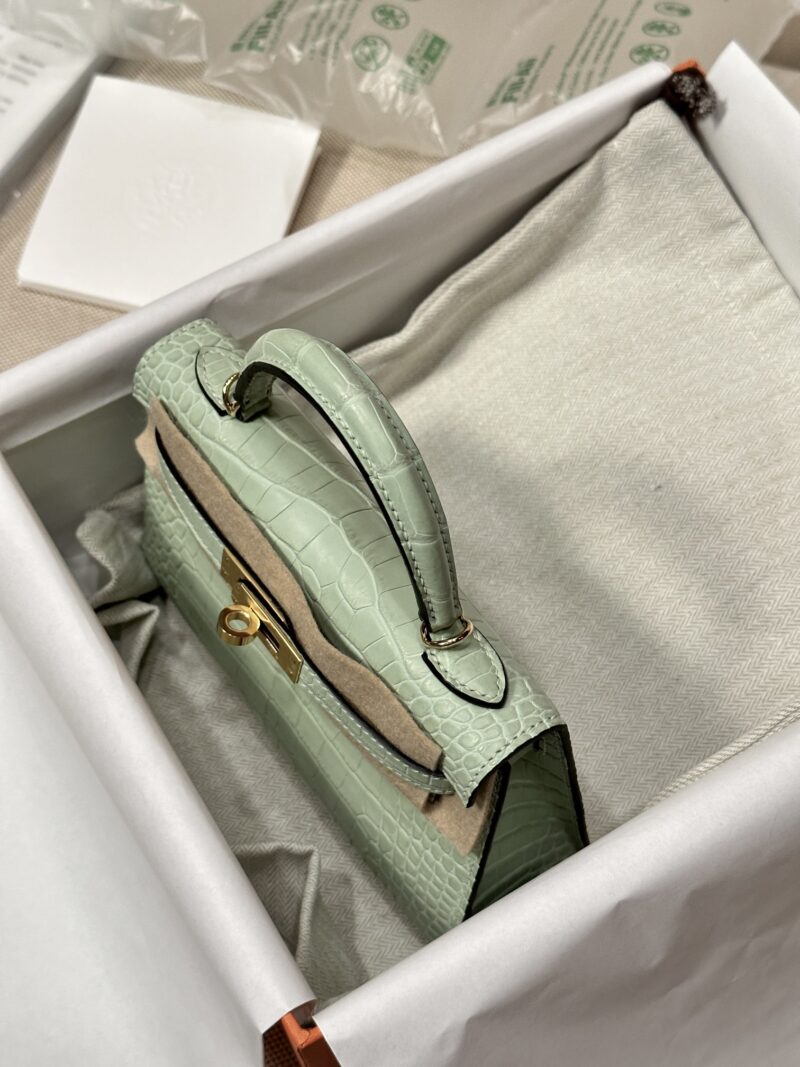 Hermès Mini Kelly Matte Alligator Vert D'eau Gold Hardware - Image 5