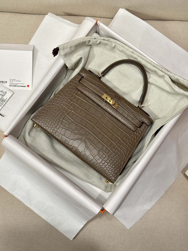 Hermès Kelly 25 Matte Alligator Origan Gold Hardware