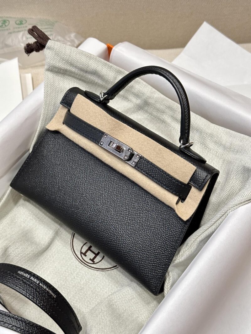 Hermès Mini Kelly Epsom Noir Gold Hardware - Image 3