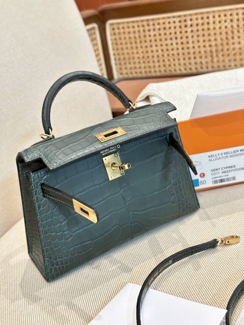 Hermès Mini Kelly Alligator Vert Cypres Gold Hardware