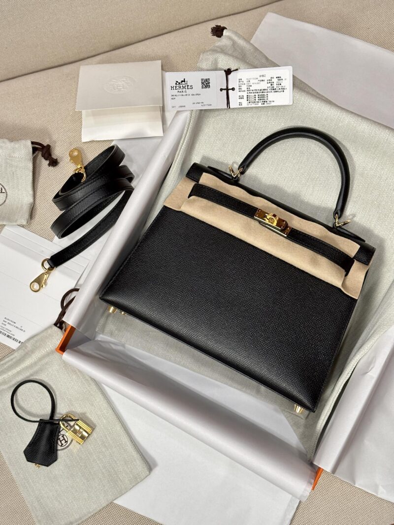 Hermès Kelly 25 Epsom Noir Gold Hardware