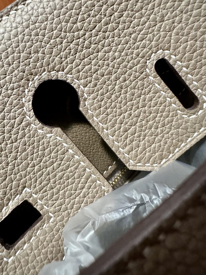 Hermès Birkin 25 Etoupe Togo Gold Hardware - Image 20