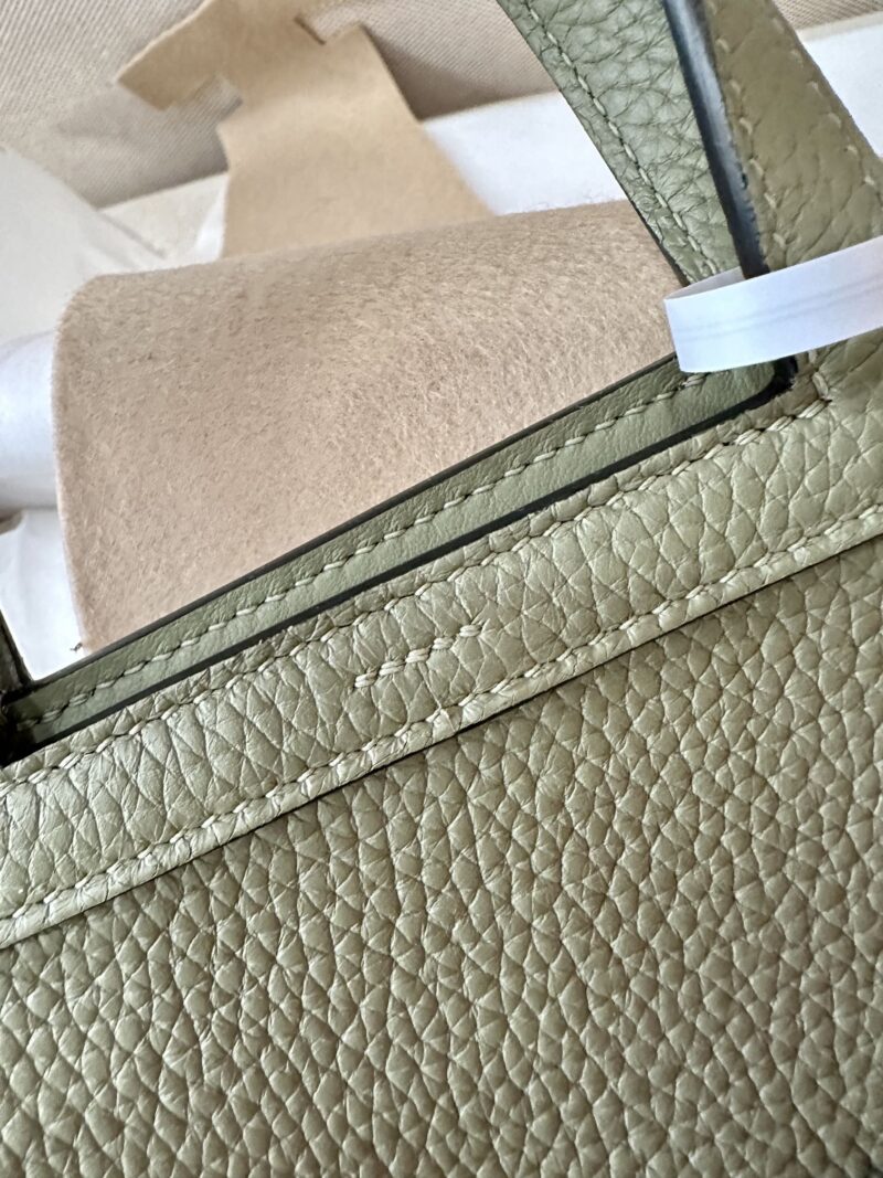 Hermès Halzan 25 Taurillon Clemence & Swift Sauge Silver Hardware - Image 5