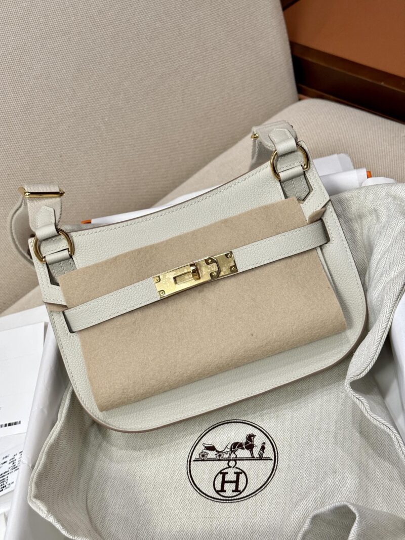 Hermès Mini Jypsiere 23 Evercolor Beton Gold Hardware - Image 2