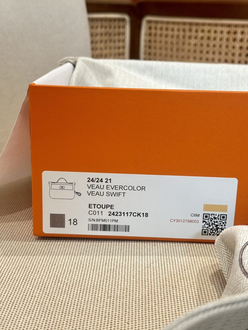 Hermès Mini Kelly 2424 Evercolor & Swift Etoupe Gold Hardware - Image 9