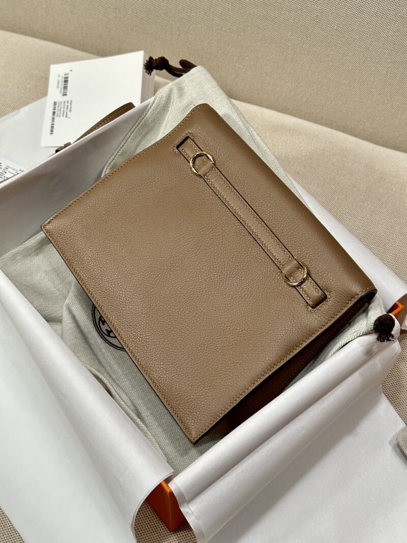 Hermès Kelly Danse 22 Evercolor Beige Weimer Gold Hardware