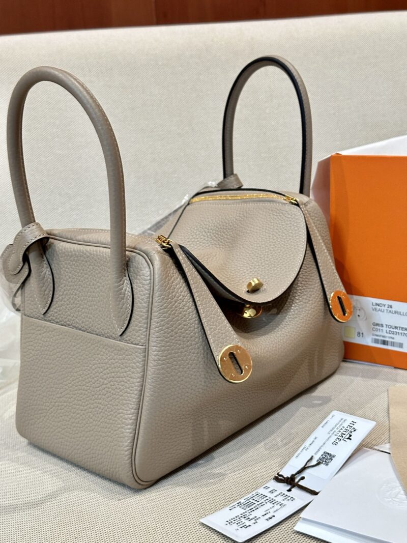 Hermès Lindy 26 Clemence Gris Tourterelle Gold Hardware - Image 4