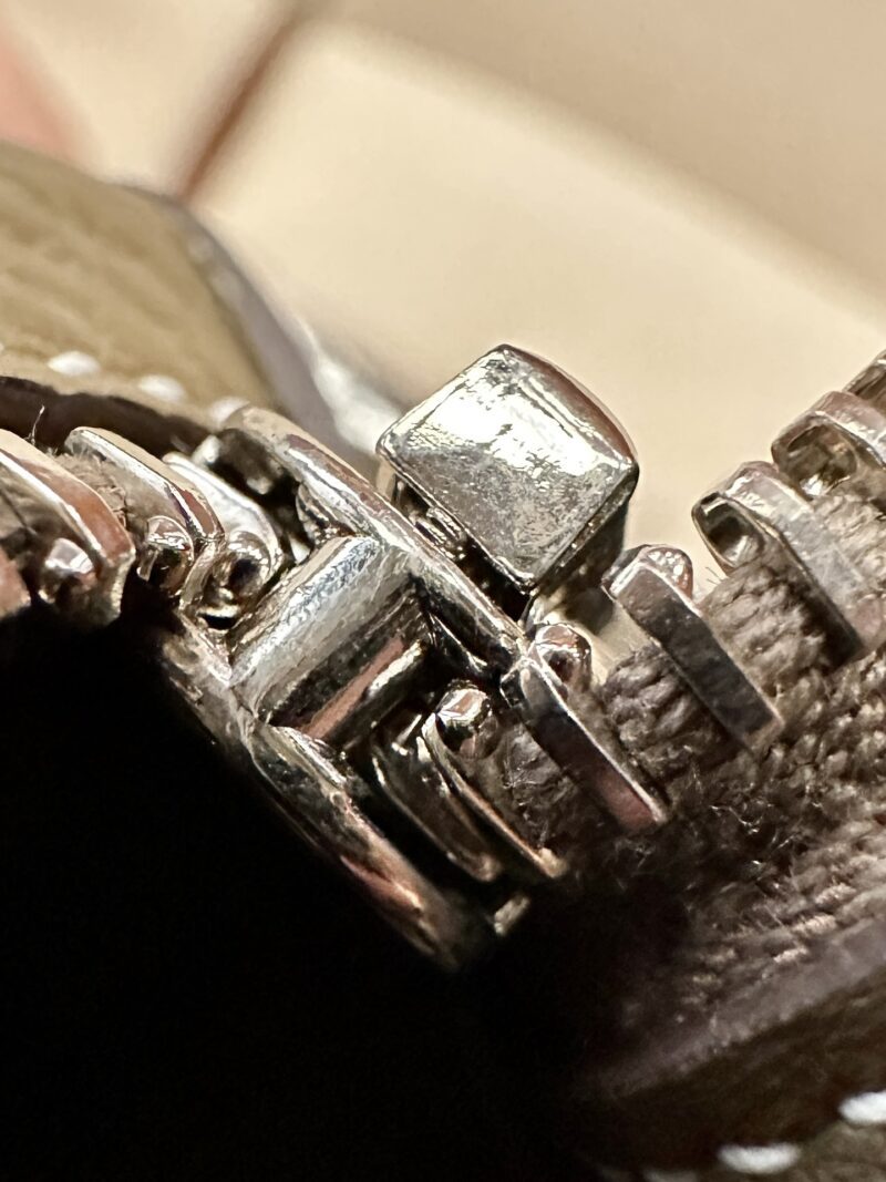 Hermès Lindy 30 Taurillon Clemence Etoupe Silver Hardware - Image 8