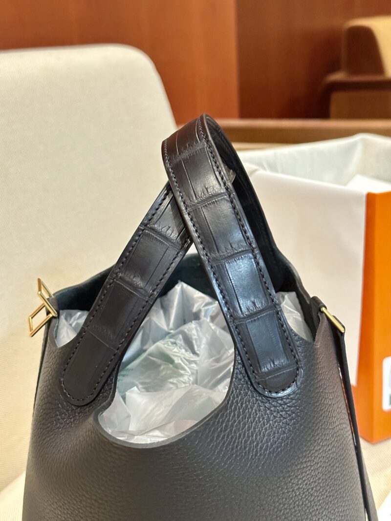 Hermès Picotin Touch 18 Taurillon Clemence & Matte Alligator Noir Gold Hardware - Image 5
