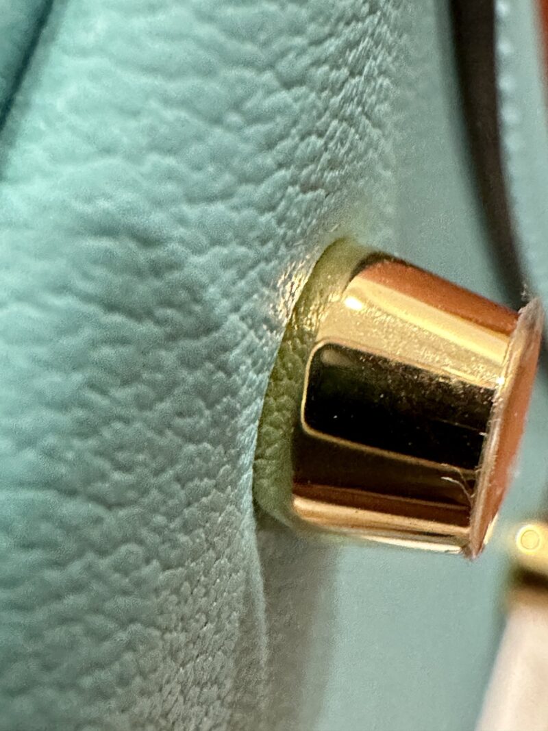 Hermès Mini Lindy 20 Swift Atoll Gold Hardware - Image 11
