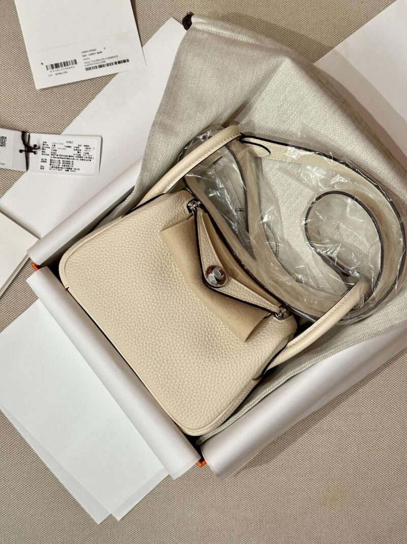 Hermès Mini Lindy 20 Taurillon Clemence Nata Silver Hardware