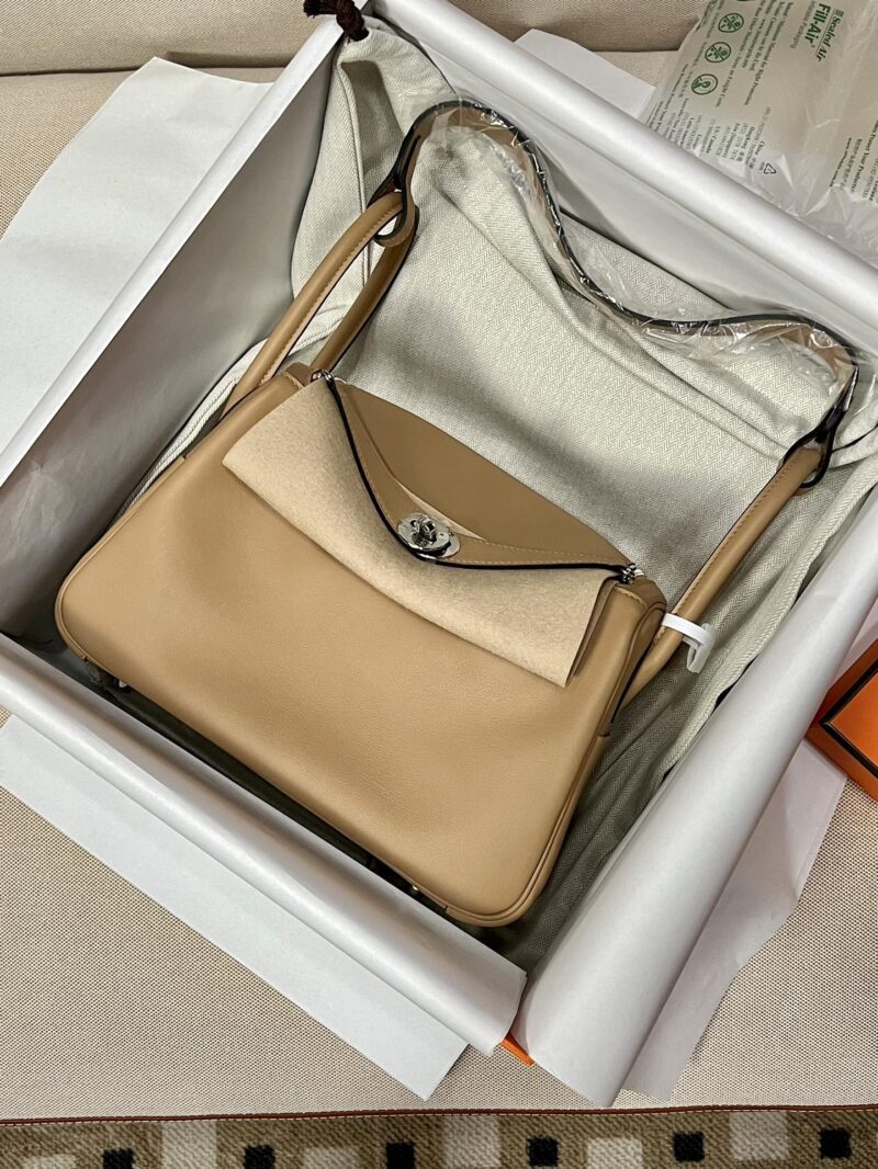 Hermès Lindy 26 Taurillon Clemence Chai & Mauve Sylvestre Silver Hardware