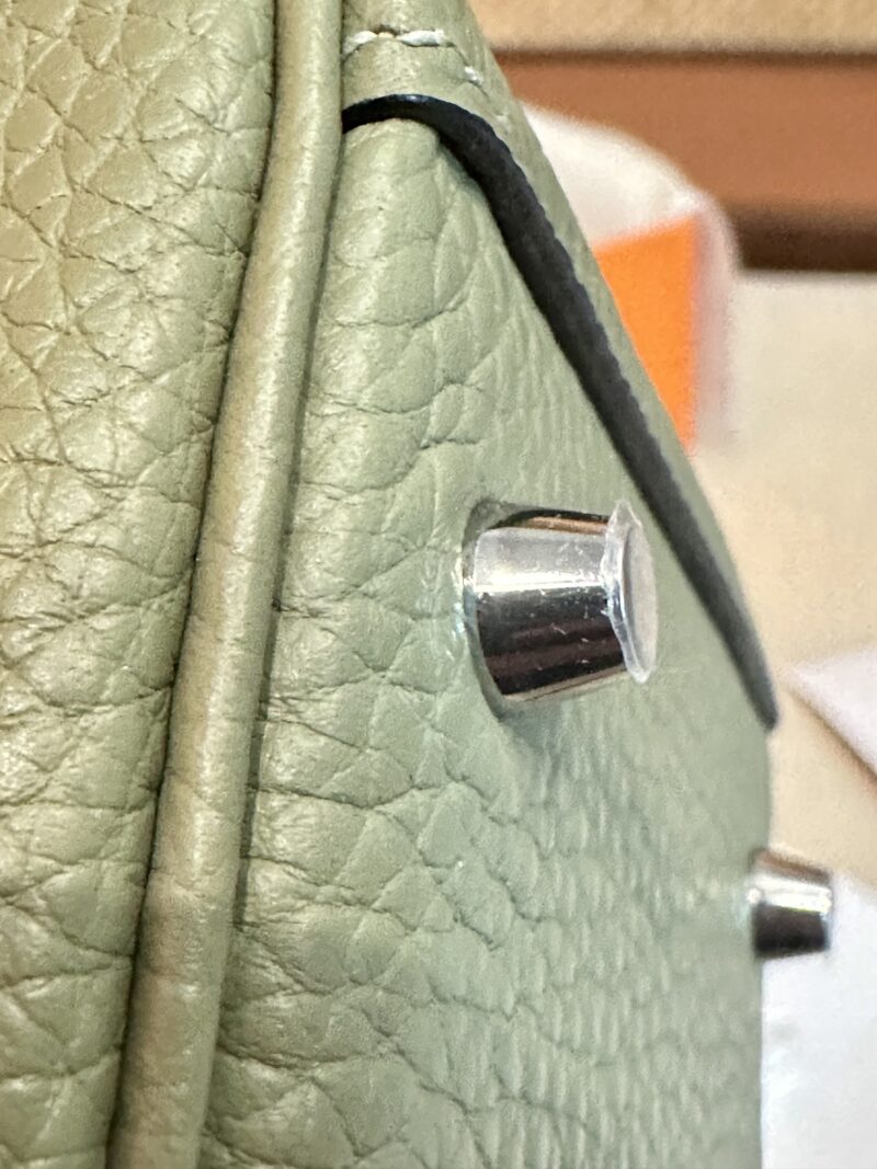 Hermès Mini Lindy 19 Clemence Sauge Silver Hardware - Image 8