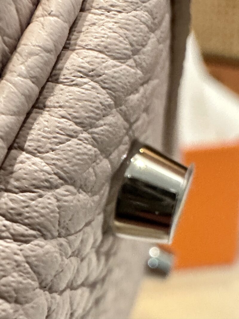Hermès Mini Lindy 19 Taurillon Clemence Mauve Pale & Mushroom Silver Hardware - Image 8