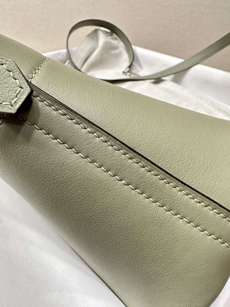 Hermès Bolide 27 Swift Sauge Silver Hardware