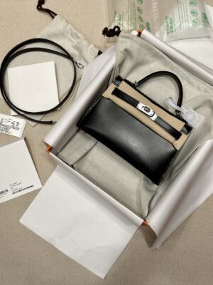 Hermès Mini Kelly Box Noir Silver Hardware