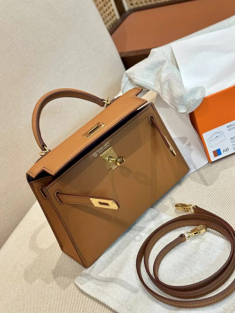 Hermès Mini Kelly 19 Gold & Deep Blue Gold Hardware - Image 4
