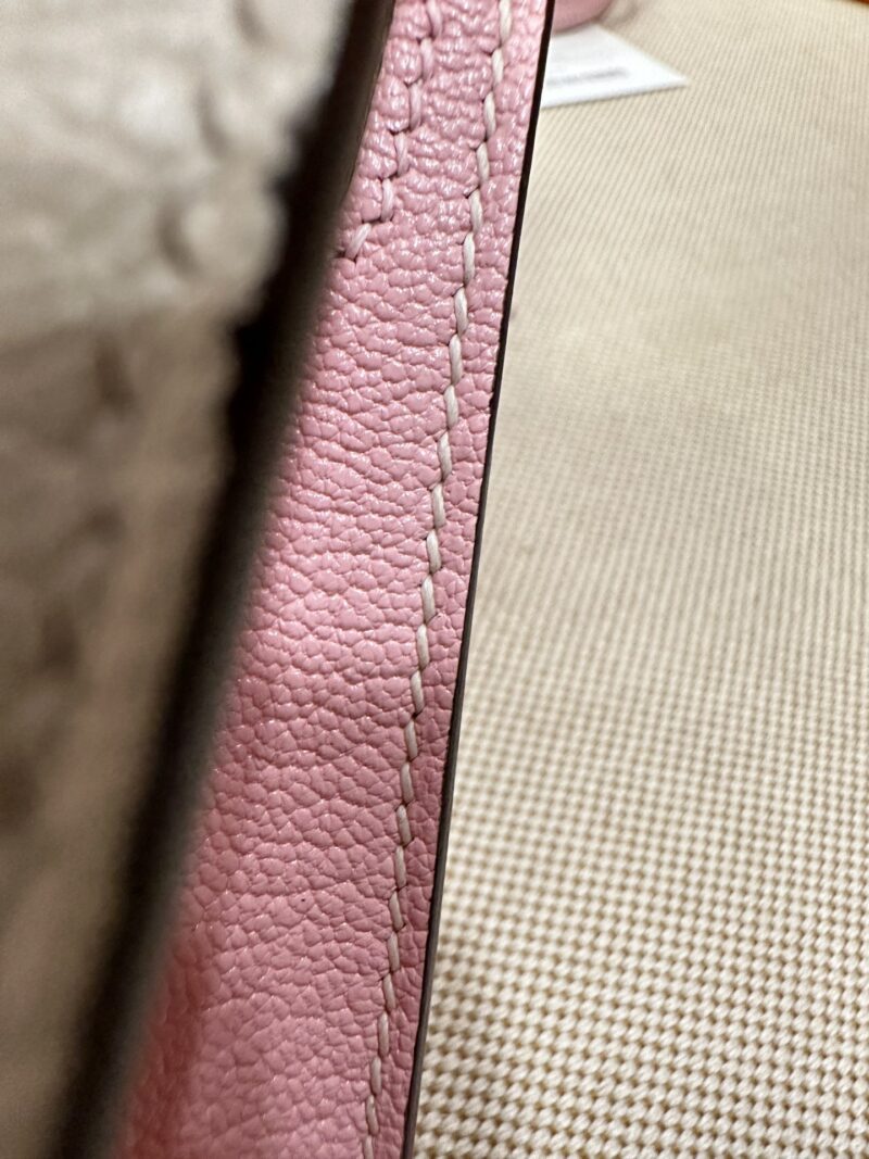Hermès Mini Kelly 19 Chevre Nata & Rose Sakura Gold Hardware - Image 9