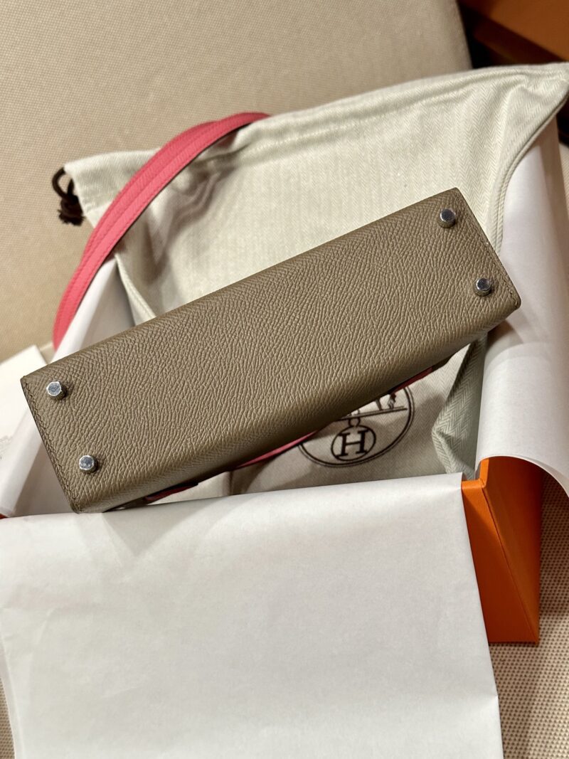 Hermès Mini Kelly Epsom Etoupe & Rose Azalee Silver Hardware - Image 6