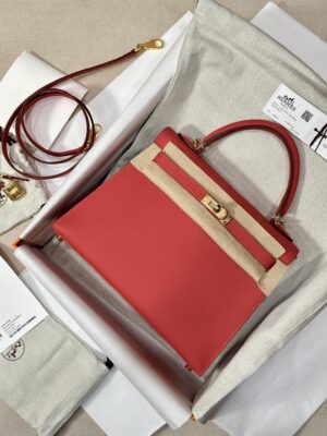Hermès Kelly 25 Epsom Rouge Coeur Gold Hardware