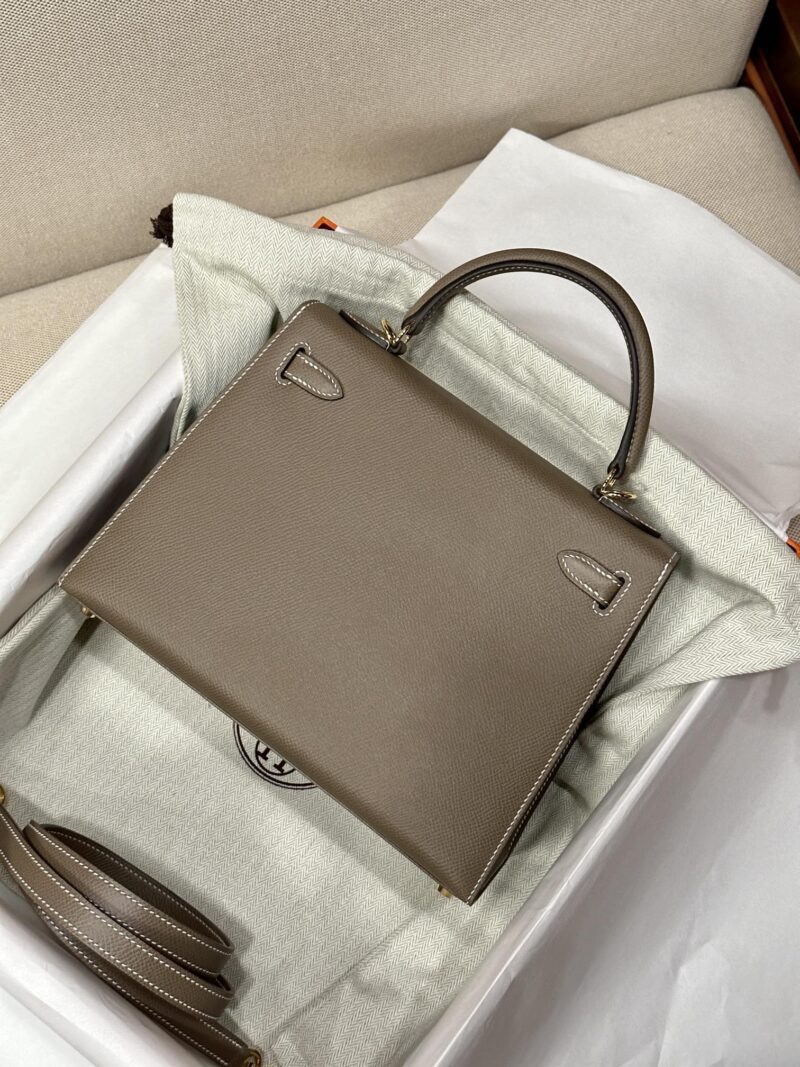 Hermès Kelly 25 Epsom Etoupe, Gold Gold Hardware - Image 6