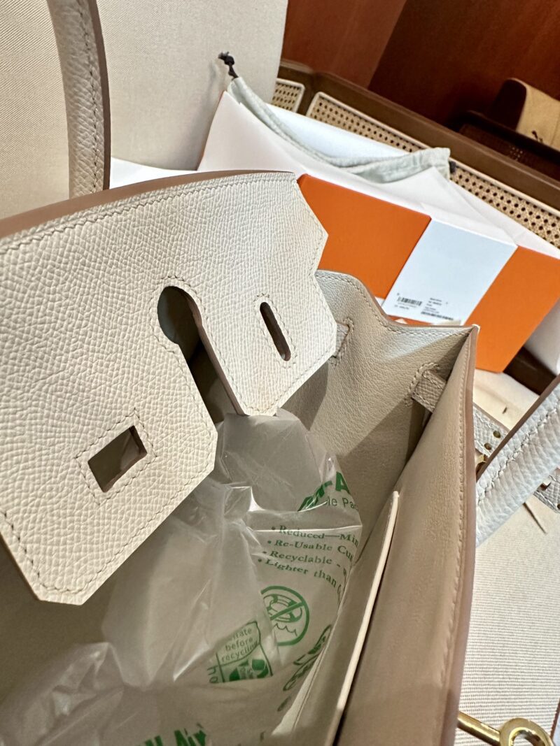 Hermès Birkin 25 Craie Epsom Gold Hardware - Image 4